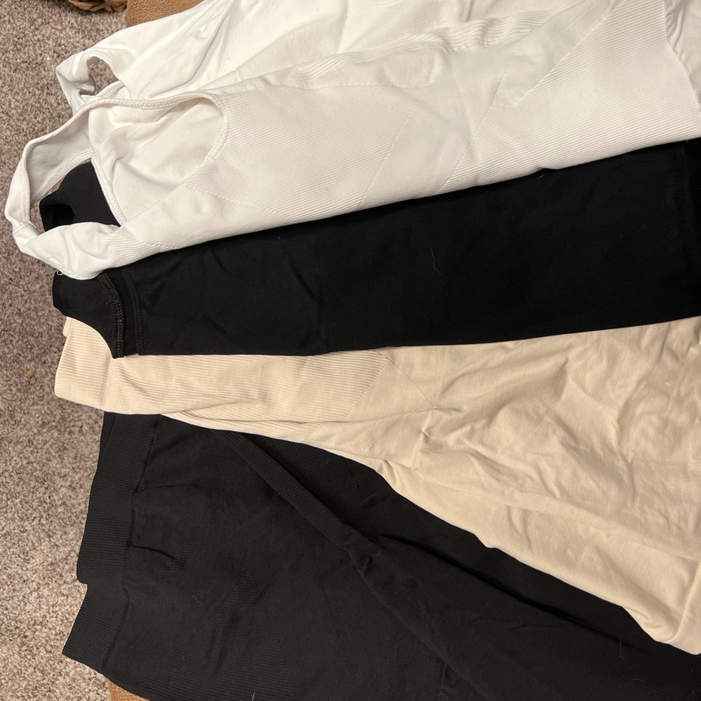 Perfect postpartum blanqi and belly bandit post partum bundle !!